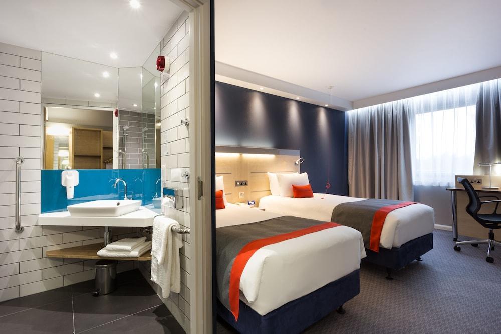 Holiday Inn Express London - Watford Junction By Ihg Екстериор снимка