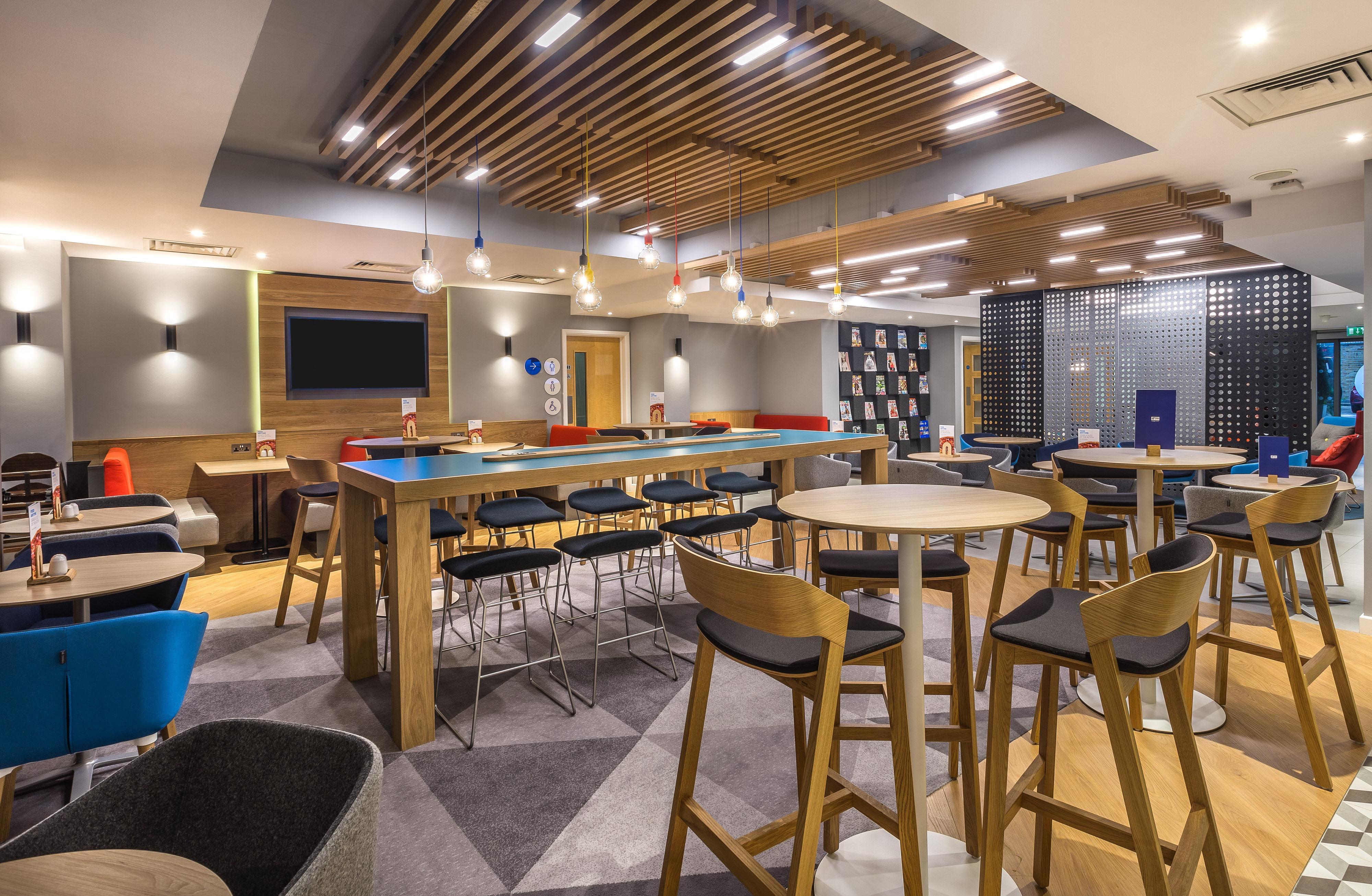 Holiday Inn Express London - Watford Junction By Ihg Съоръжения снимка
